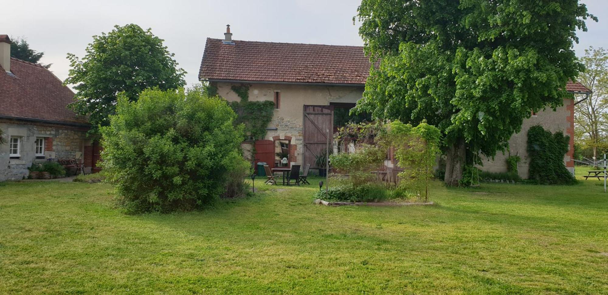 Chambres D'Hotes Domaine Du Bourg Gannay-sur-Loire Ngoại thất bức ảnh